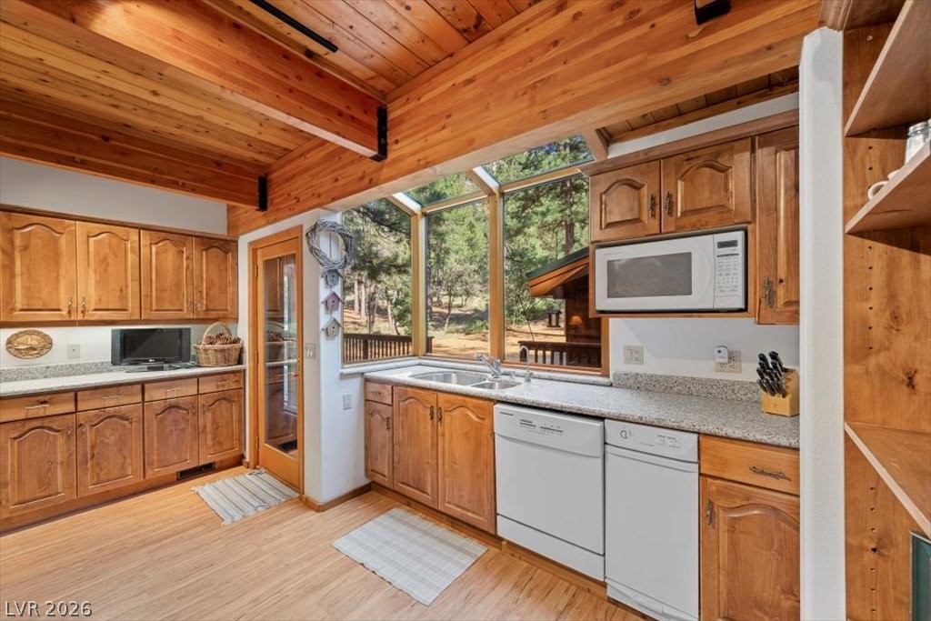 240 Alpine Crest Court Property Photo 19