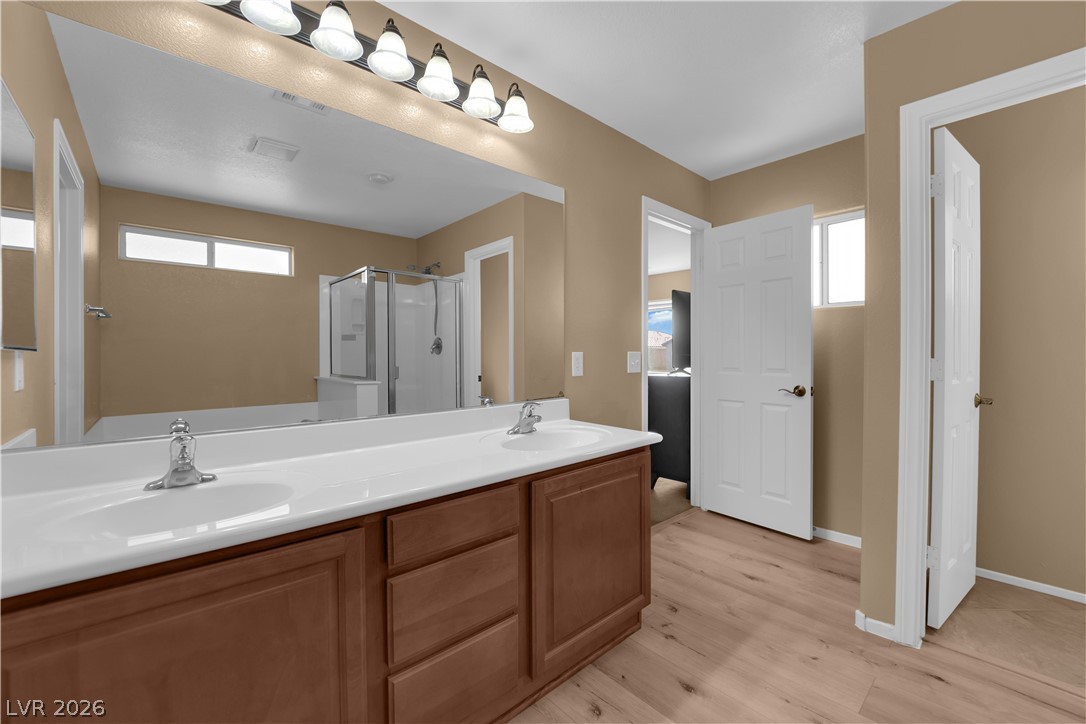 8246 Wuthering Heights Avenue Property Photo 9