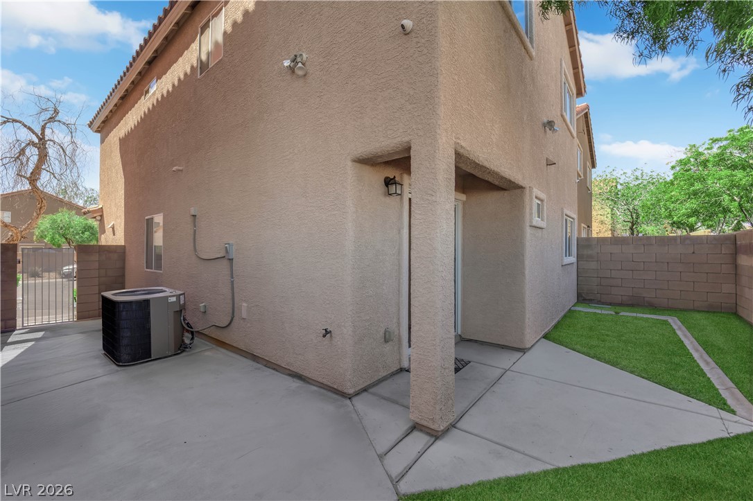 8246 Wuthering Heights Avenue Property Photo 14