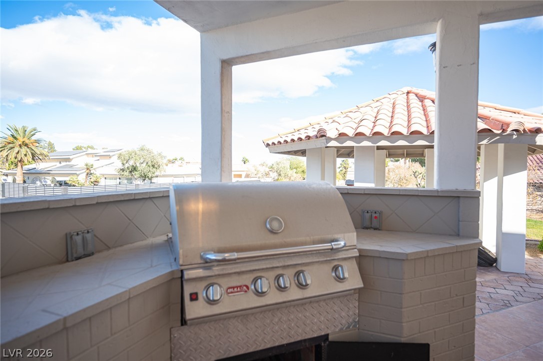 3110 South Tenaya Way Property Photo 19