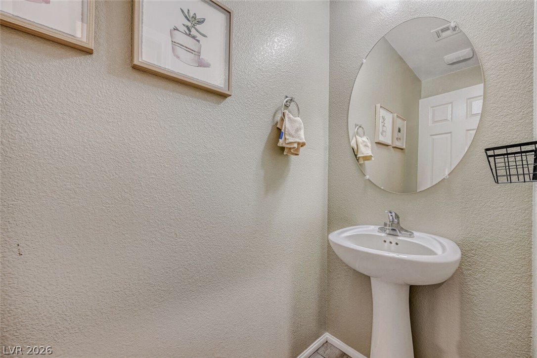 1031 Huckburn Avenue Property Photo 20
