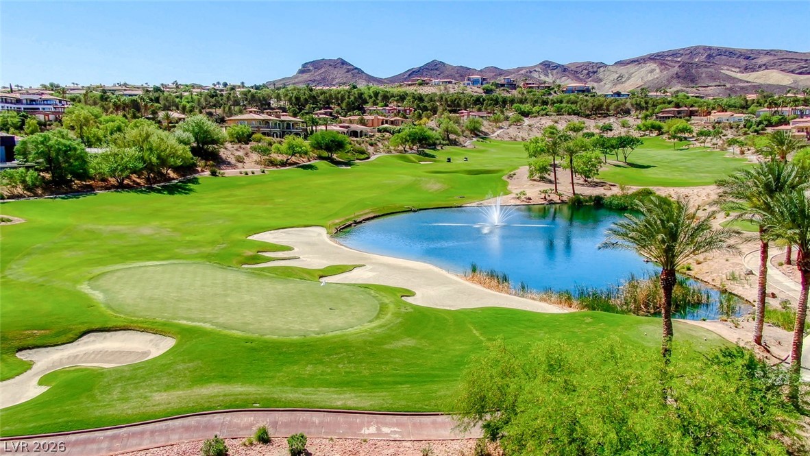 18 Camino Barcelona Place Property Photo 10