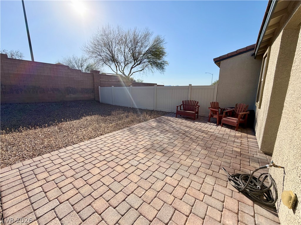 2698 Beacon Rock Drive Property Photo 12