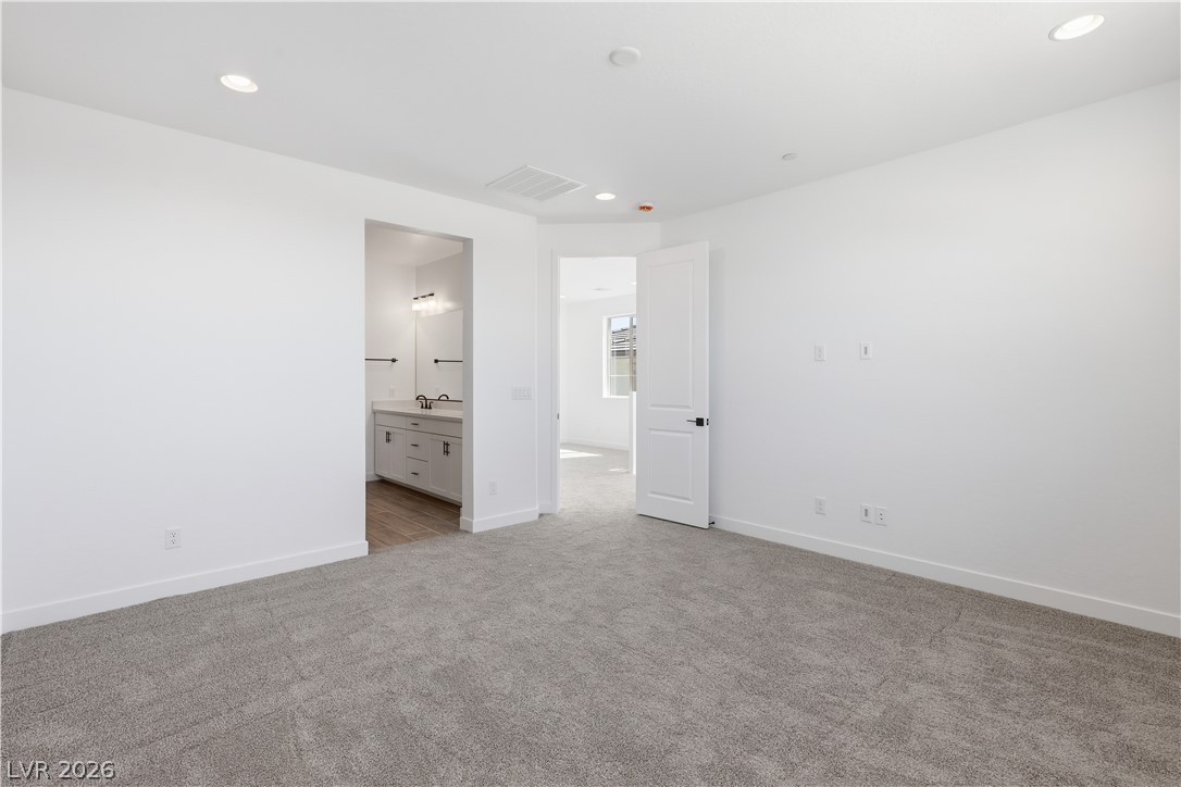 12135 Red Iris Avenue Property Photo 12