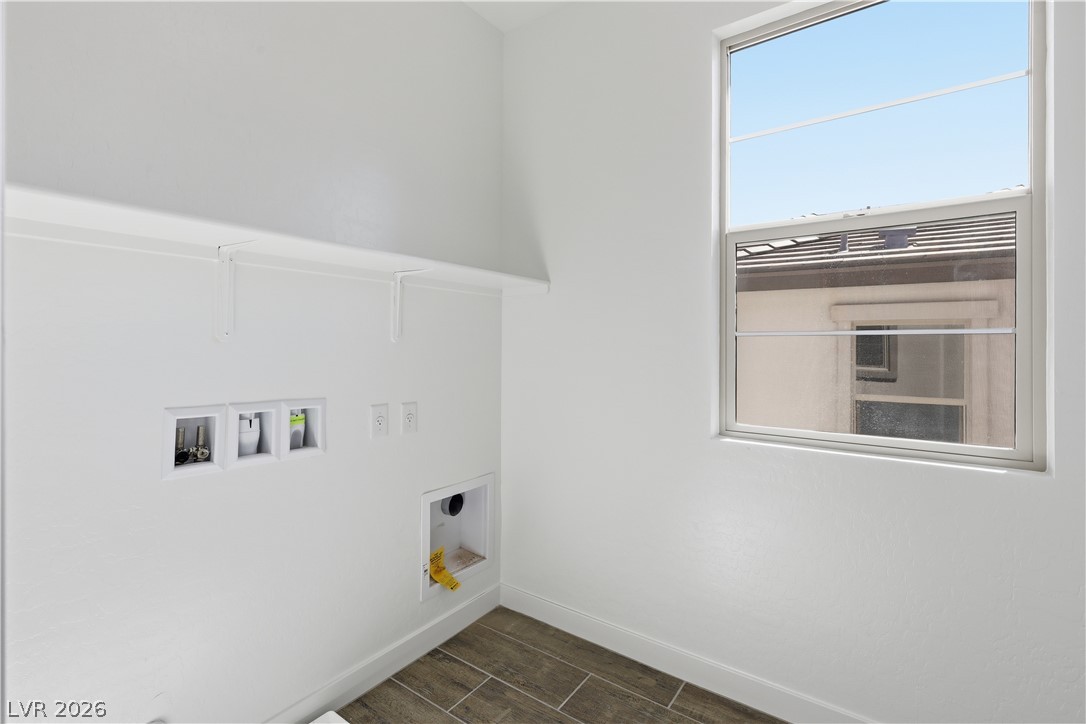 12135 Red Iris Avenue Property Photo 16