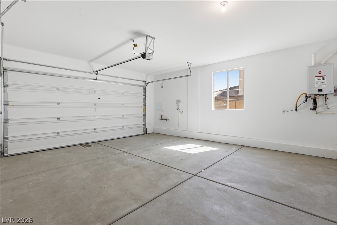 12135 Red Iris Avenue Property Photo 27
