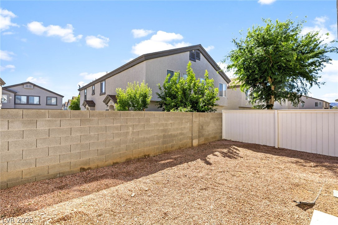 5968 Trickling Descent Street 103 Property Photo 3
