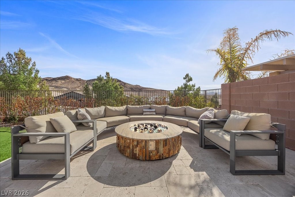13 Scenic Terrain Avenue Property Photo 27