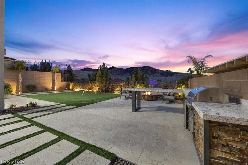 13 Scenic Terrain Avenue Property Photo 28