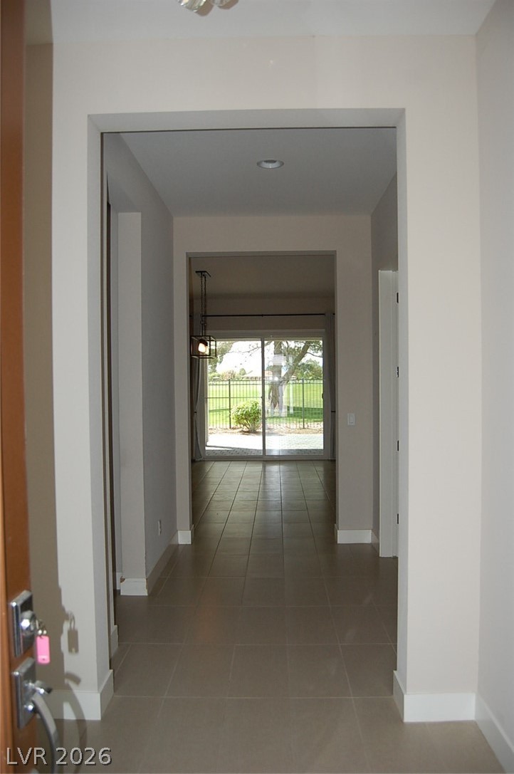 4991 East Beacon Ridge Drive Property Photo 3