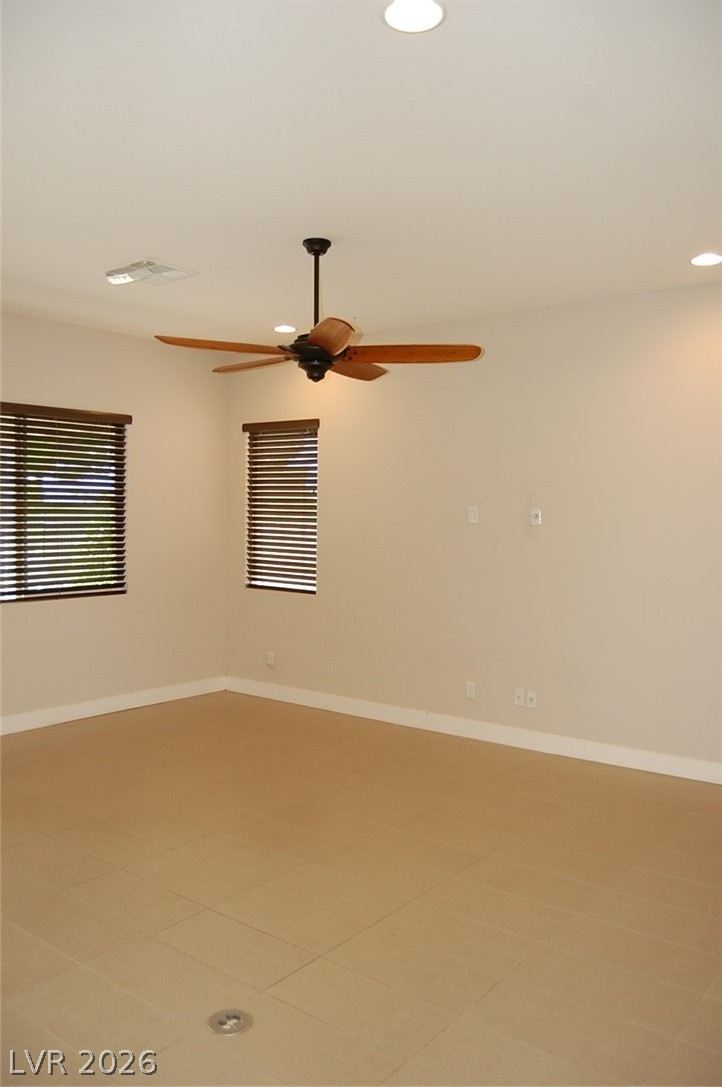 4991 East Beacon Ridge Drive Property Photo 4