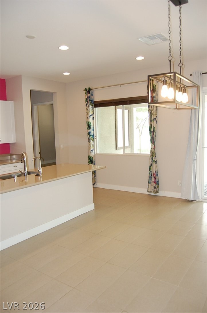 4991 East Beacon Ridge Drive Property Photo 5