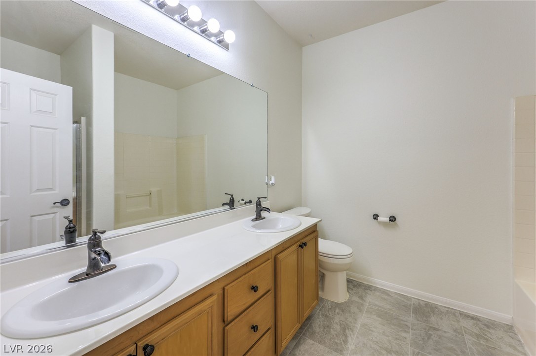 1017 Amber Gate Street Property Photo 20