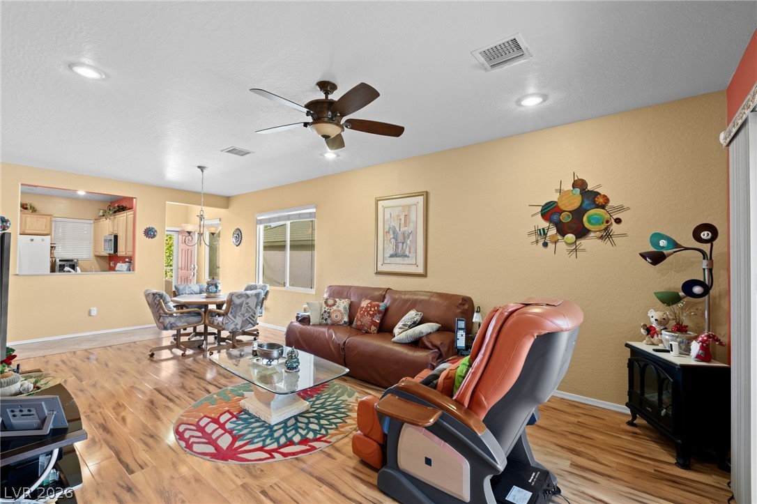 2556 Cosmic Dust Street Property Photo 9