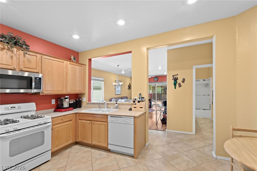 2556 Cosmic Dust Street Property Photo 12