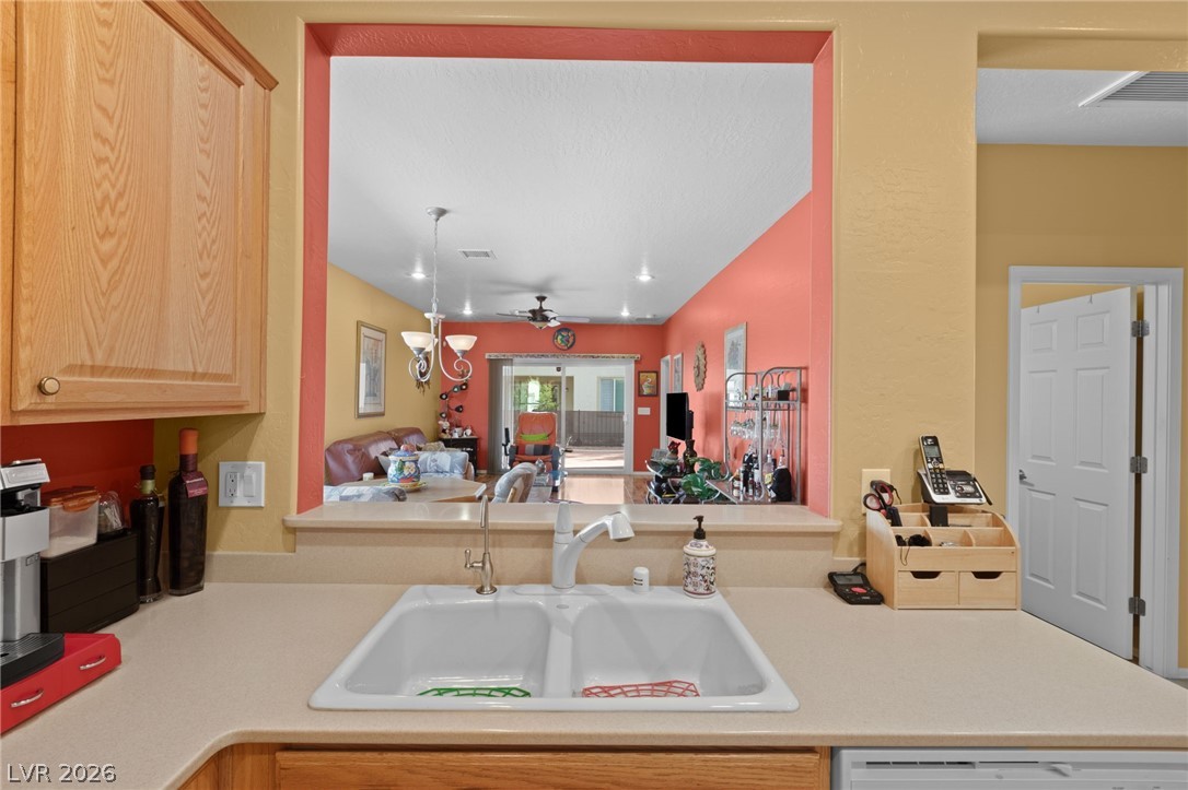 2556 Cosmic Dust Street Property Photo 14