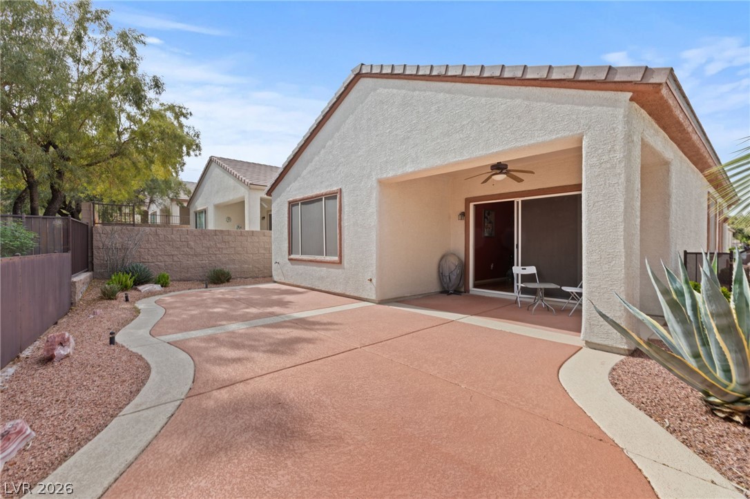 2556 Cosmic Dust Street Property Photo 28