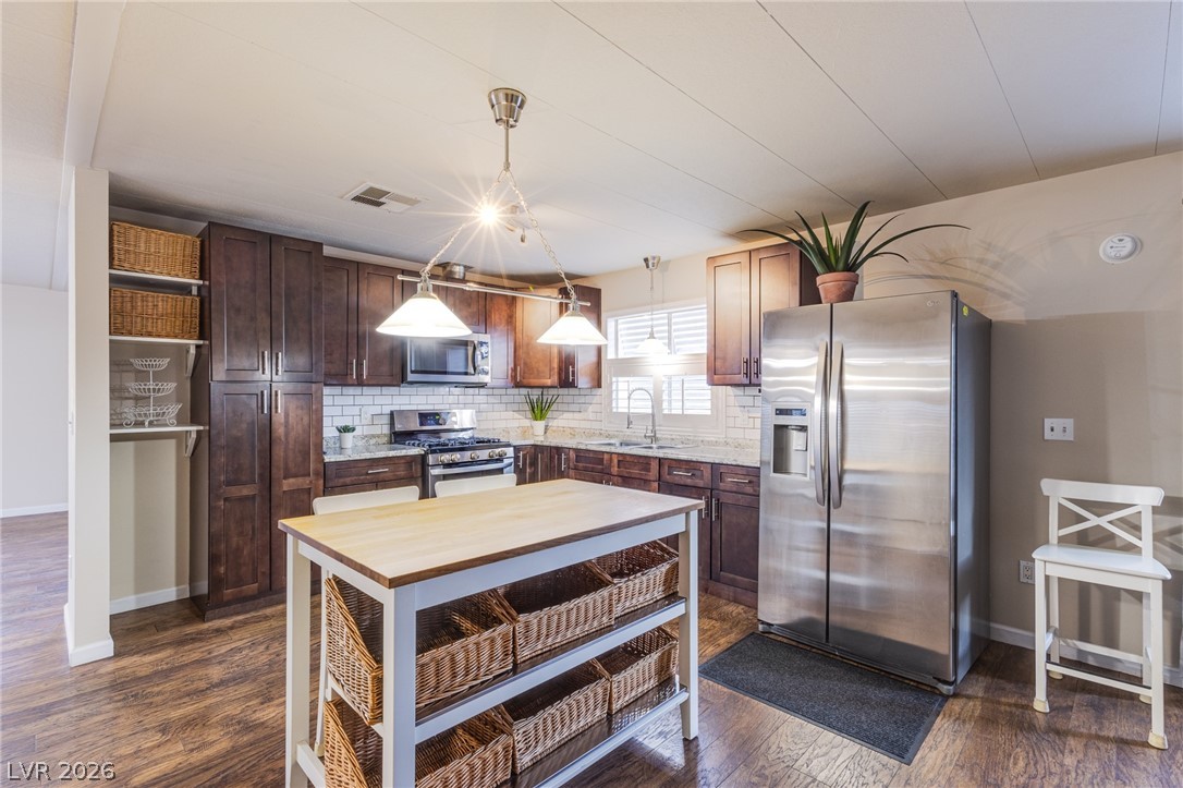 4557 Royal Ridge Boulevard Property Photo 8