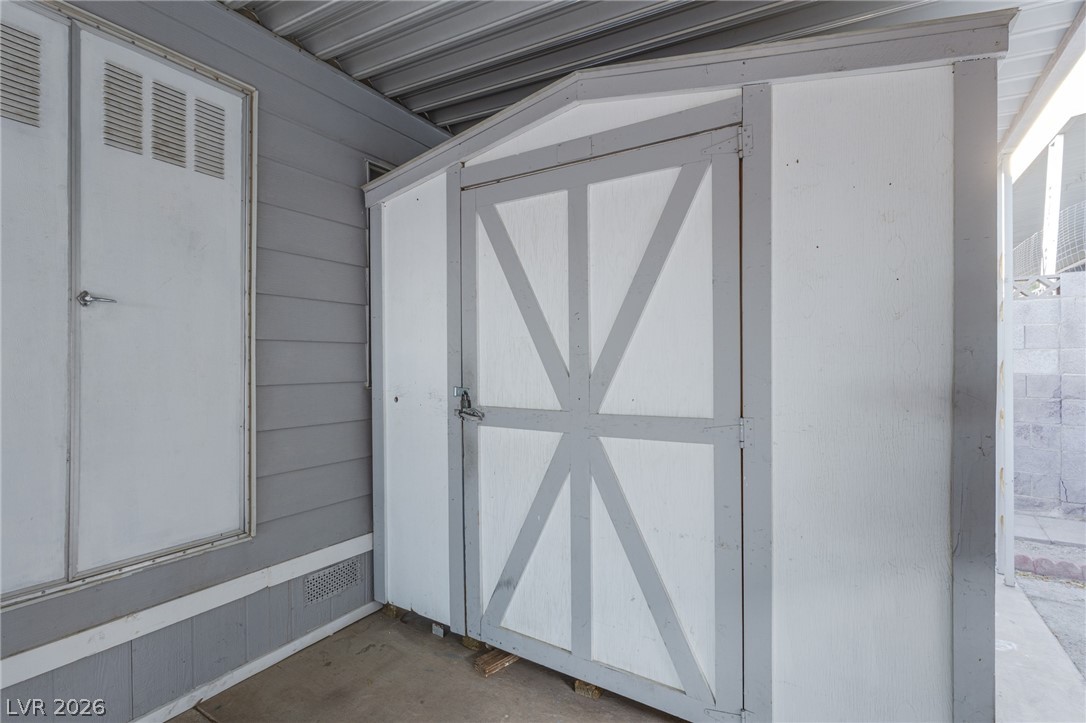 4557 Royal Ridge Boulevard Property Photo 25
