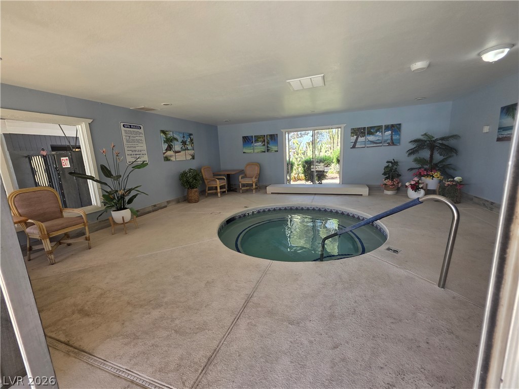 4557 Royal Ridge Boulevard Property Photo 32
