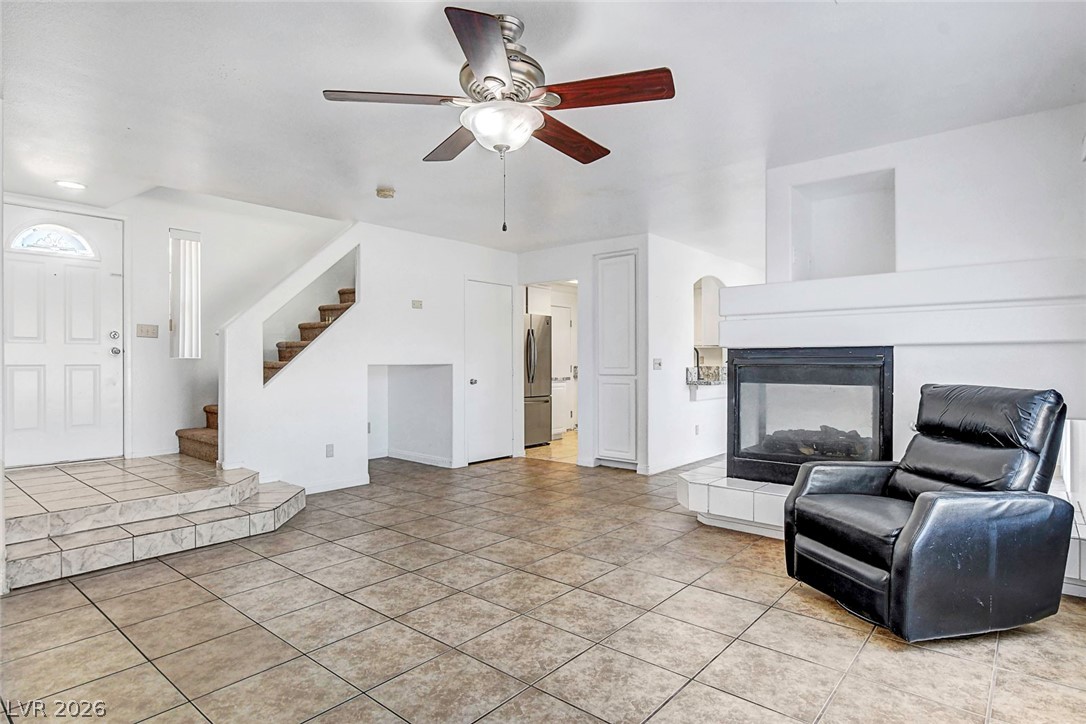 2770912 Property Photo 3