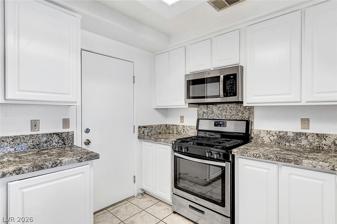 2770912 Property Photo 11
