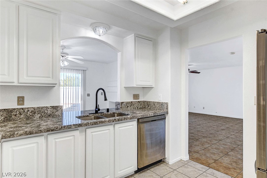 2770912 Property Photo 13