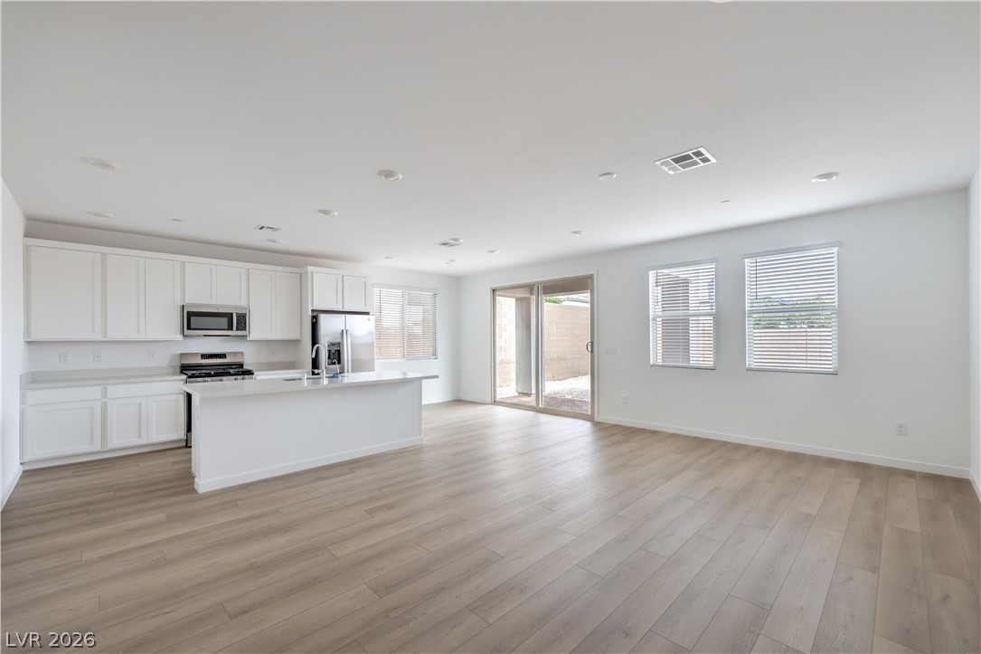 11804 Waterbird Avenue Property Photo 4