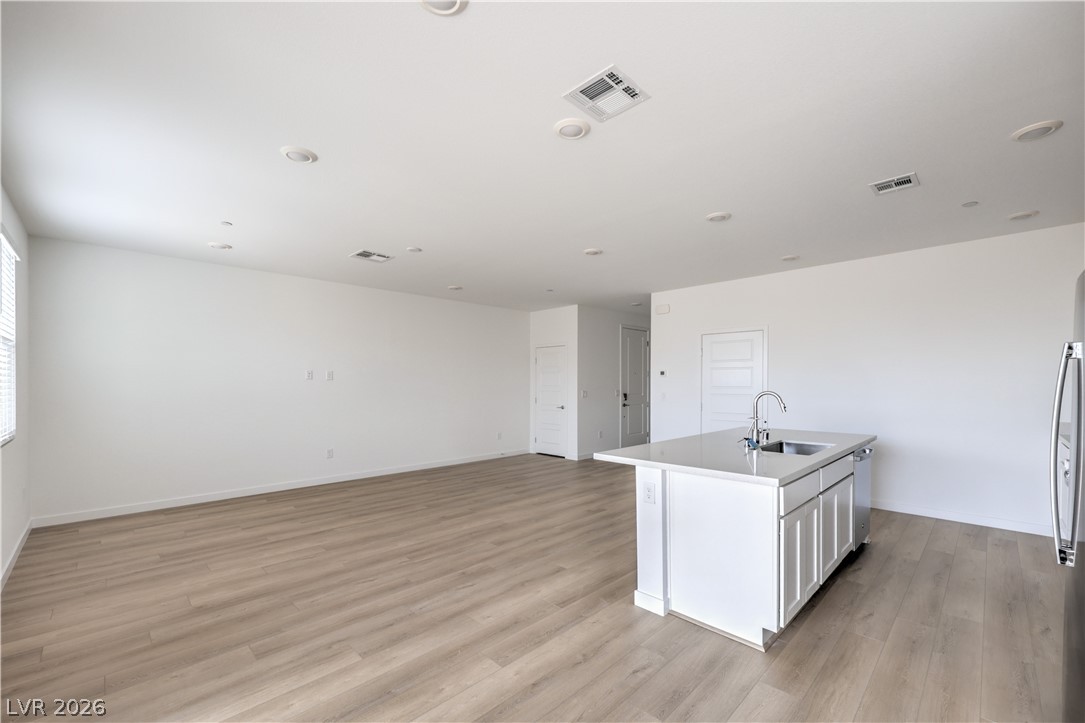 11804 Waterbird Avenue Property Photo 6