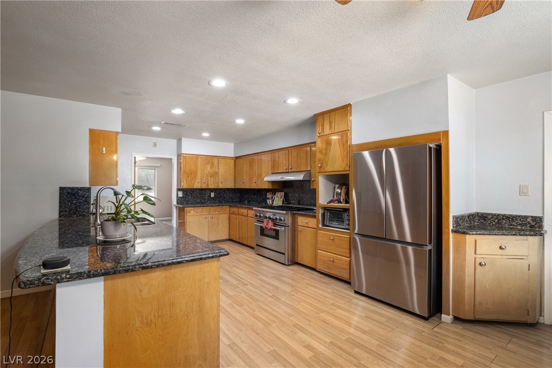 1503 5th Place Property Photo 10