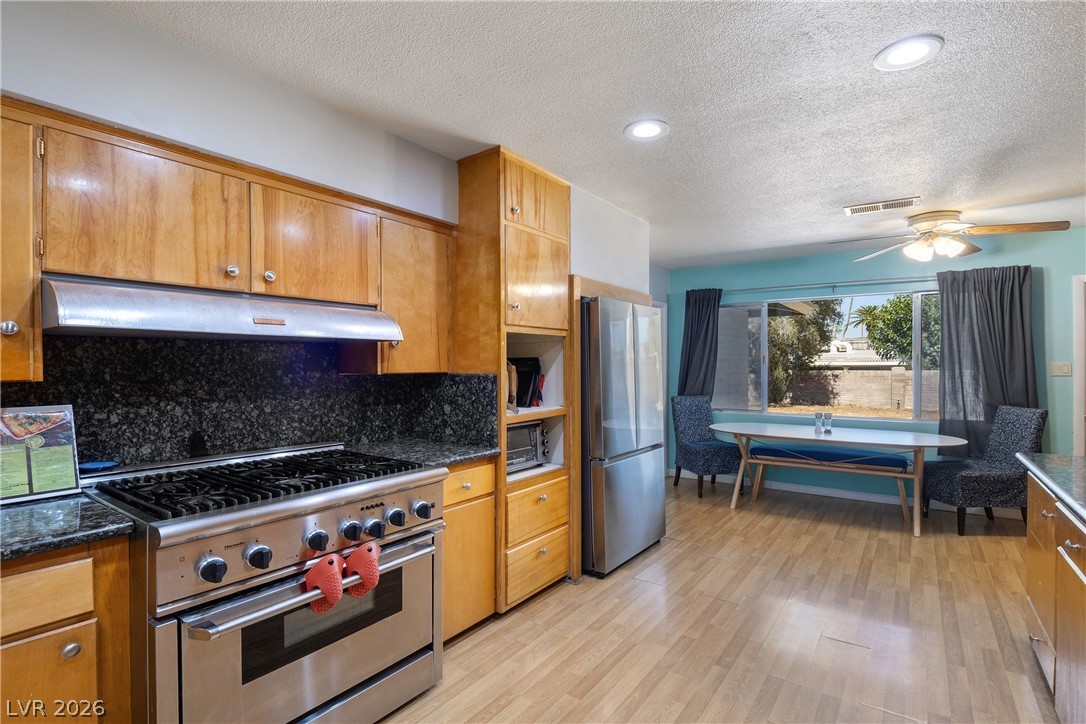 1503 5th Place Property Photo 11