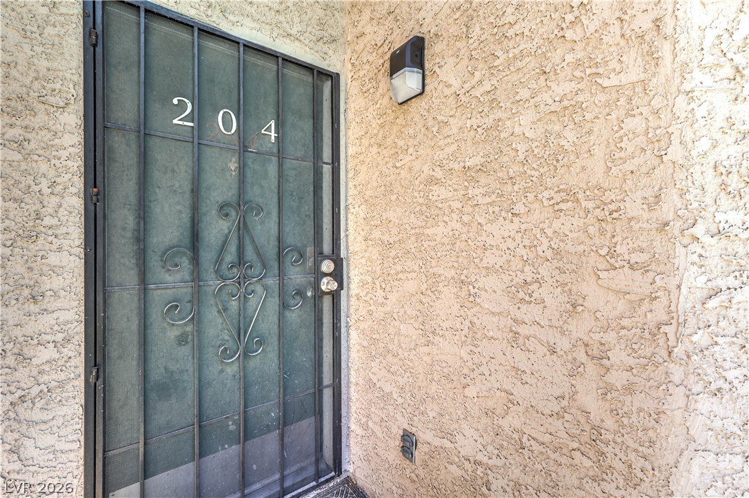 460 Elm Drive 204 Property Photo 4