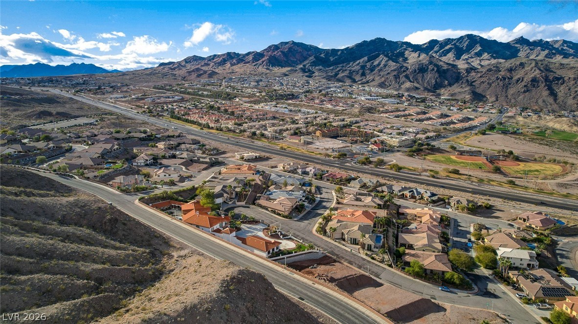 391 Turquoise Court Property Photo 15