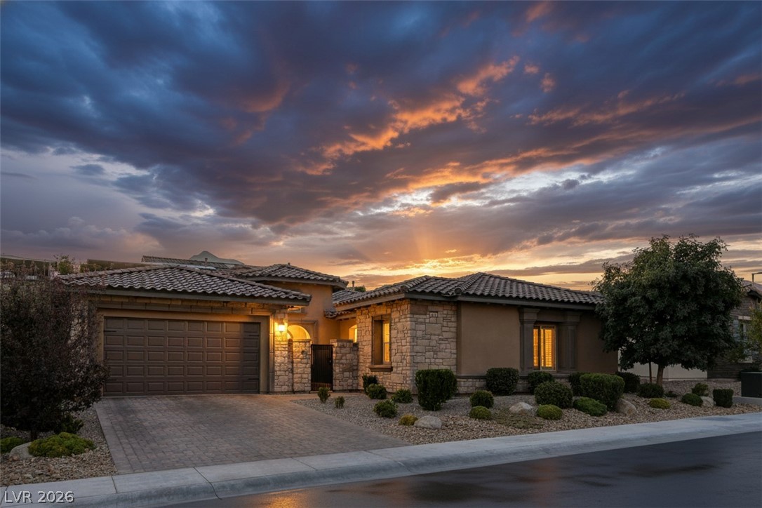 83 Basque Coast Street Property Photo 1