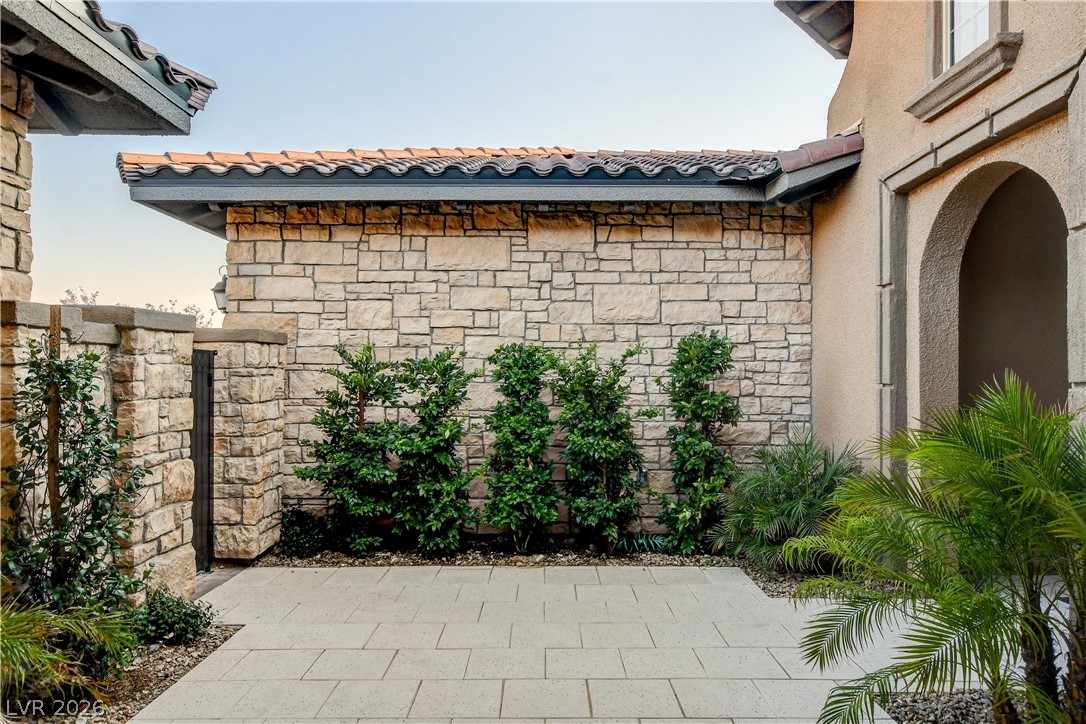 83 Basque Coast Street Property Photo 6