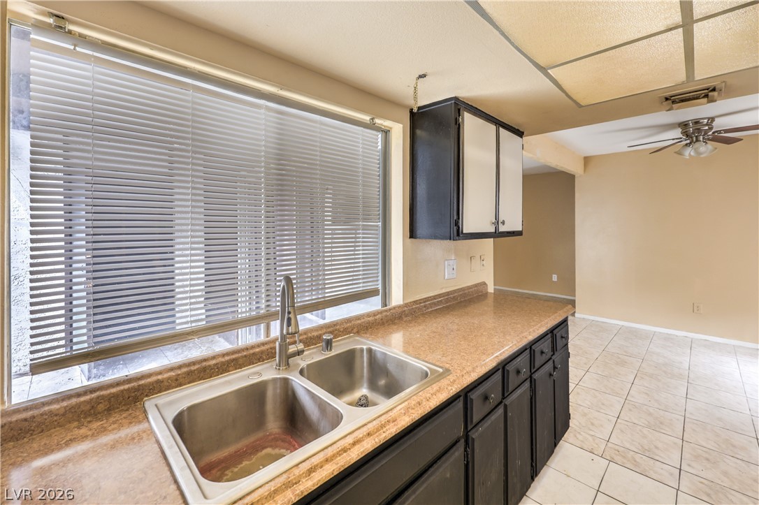 1405 Vegas Valley Drive 213 Property Photo 13