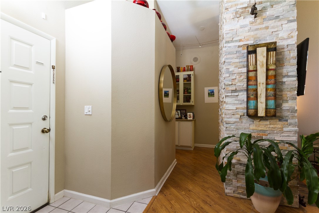 133 Coventry Circle Property Photo 4