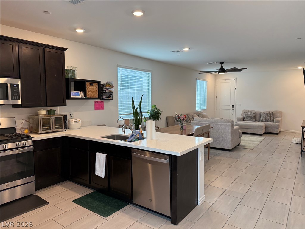 9447 Elmhurst Ridge Avenue Property Photo 12