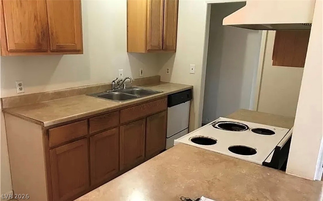 3258 Glenhurst Drive Property Photo 4