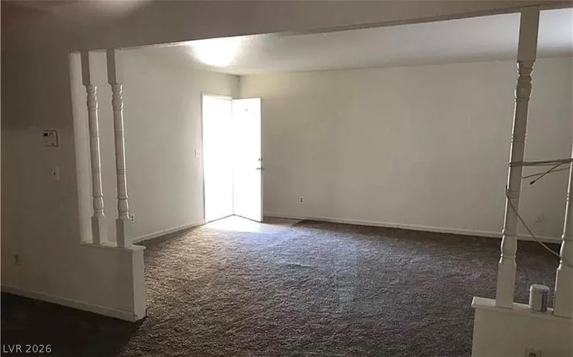 3258 Glenhurst Drive Property Photo 6