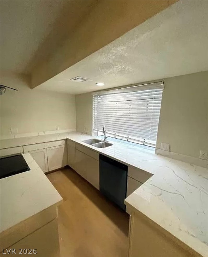 7664 Angel Crest Circle Property Photo 10