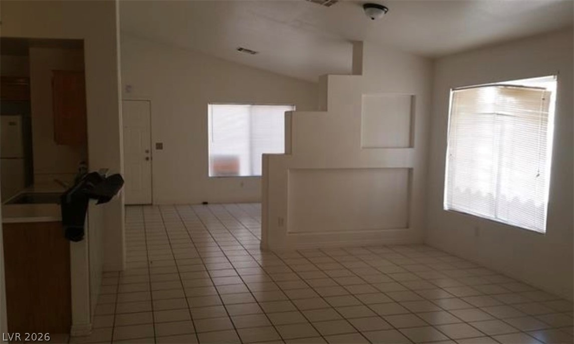 33 Newburg Avenue Property Photo 9