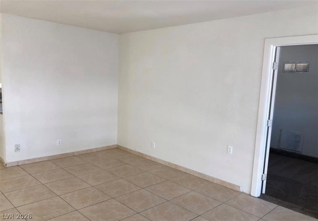 725 Miller Avenue Property Photo 4