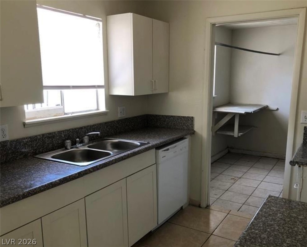 725 Miller Avenue Property Photo 12