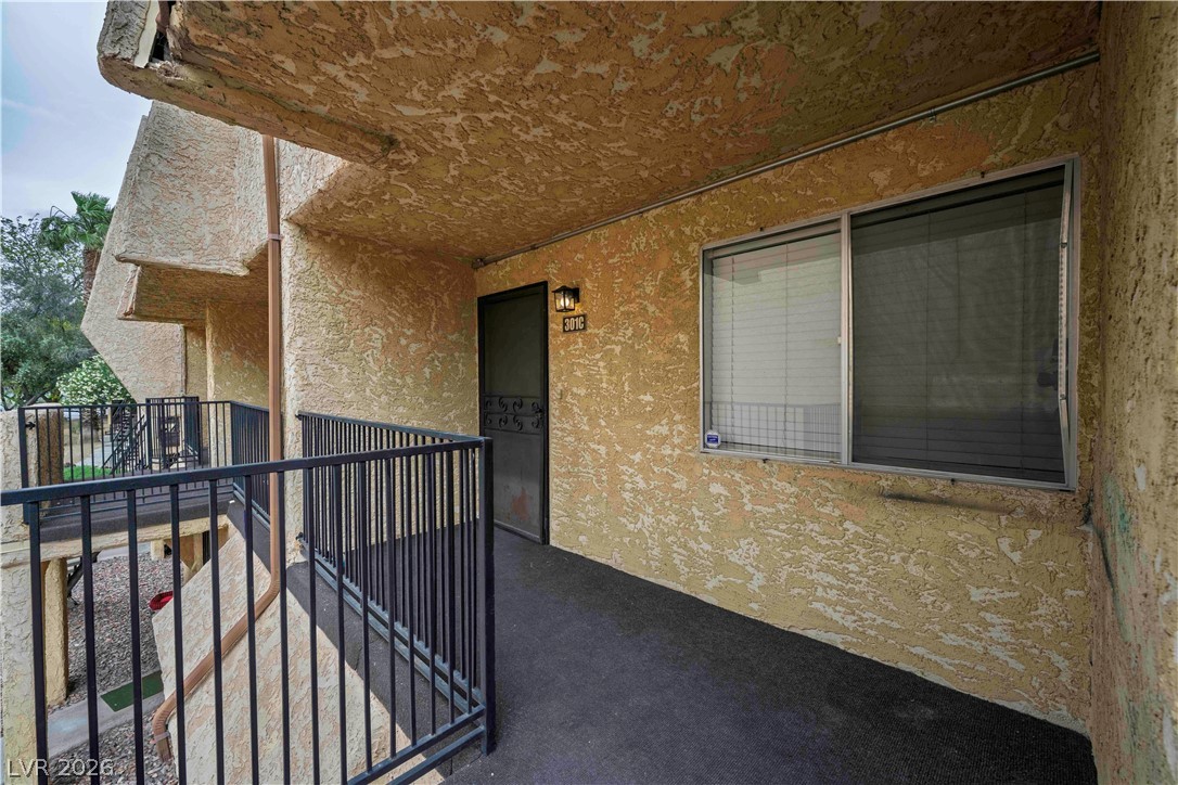 1303 Darlene Way 301c Property Photo 2