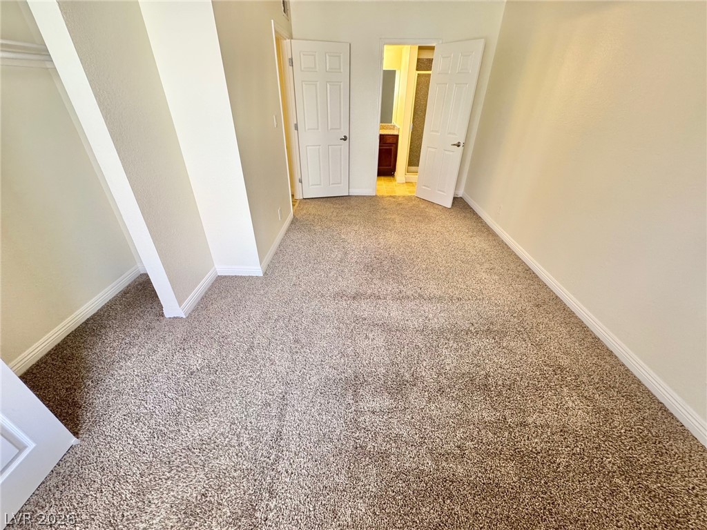5422 River Glen Drive 377 Property Photo 20