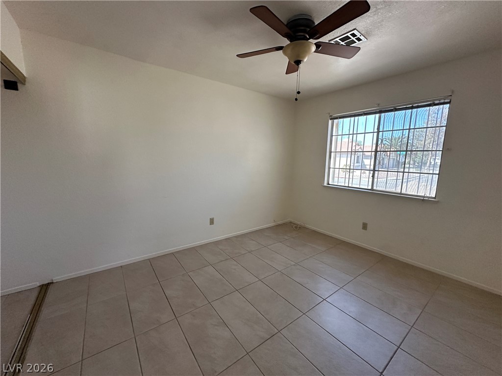 1585 Rowan Tree Drive Property Photo 8
