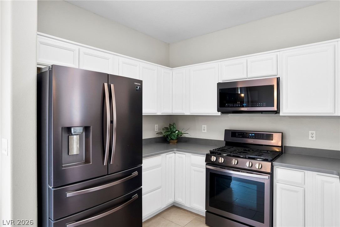 8824 Iron Hitch Avenue Property Photo 12
