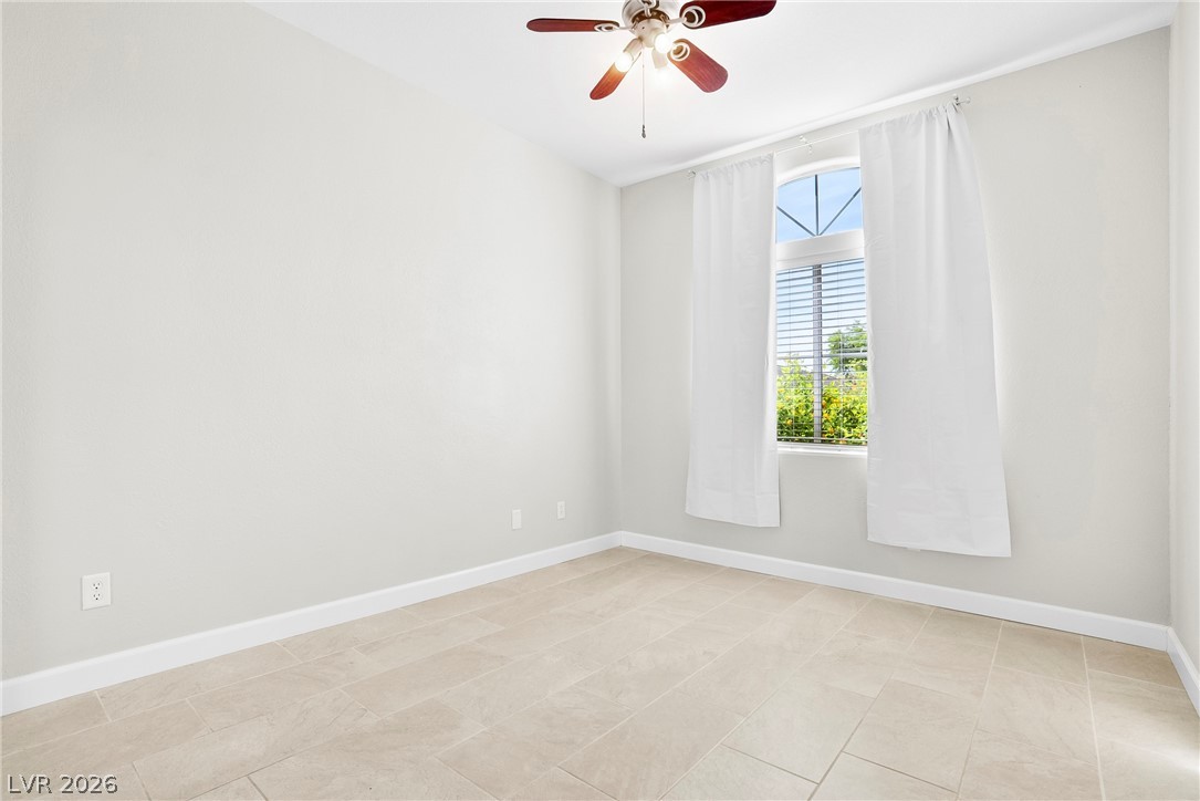 8824 Iron Hitch Avenue Property Photo 22