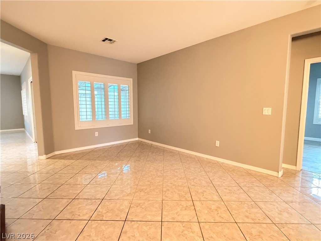 2759 Foxtail Creek Avenue Property Photo 6